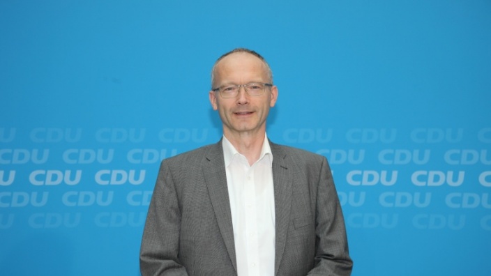 Dr. Helmut Martin